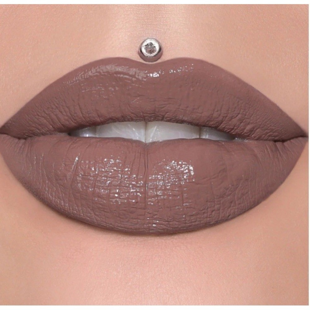 Jeffree Star Supreme Lip Gloss Full Pigment Tea Bag